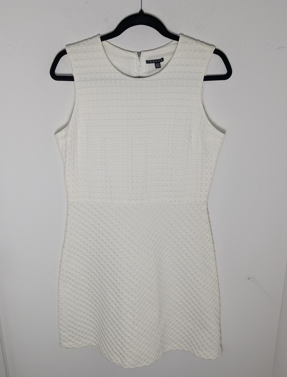 Theory White Textured A-Line Sleeveless Zip Back Short Dress Round Neck Sz 8 EUC